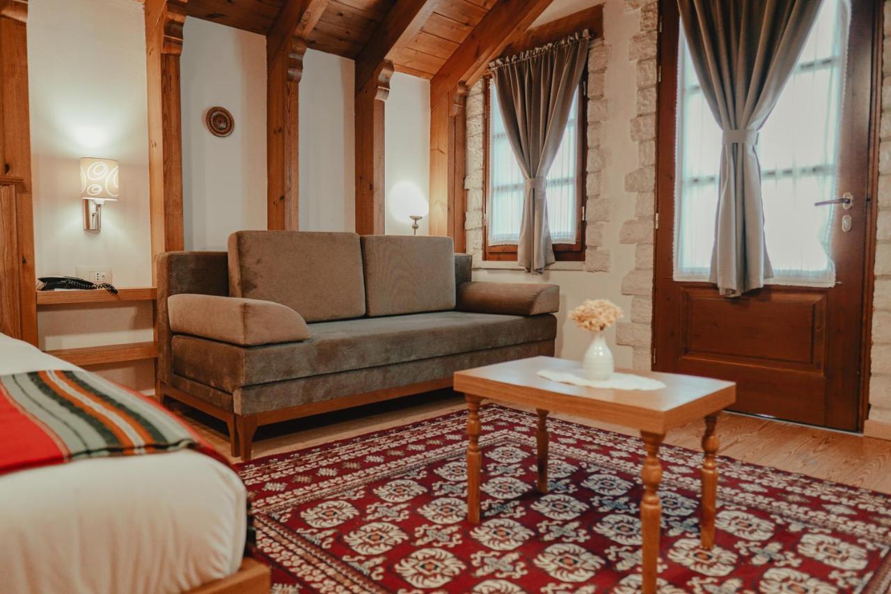 Hotel Argjiro Gjirokastër Exterior foto